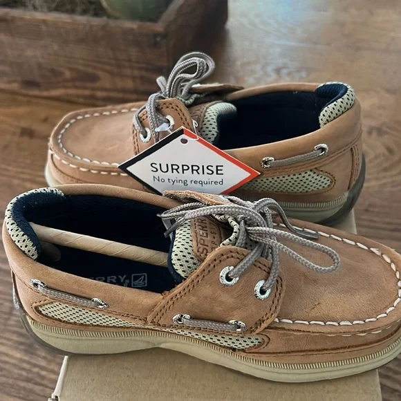 New-Kids Sperry Lanyard for boys. brand new - never worn-Perfect for Easter - Picture 4 of 4